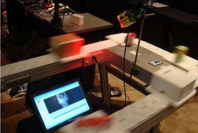 簡述視覺定位、視覺識別、視覺測量三大應(yīng)用(圖1)